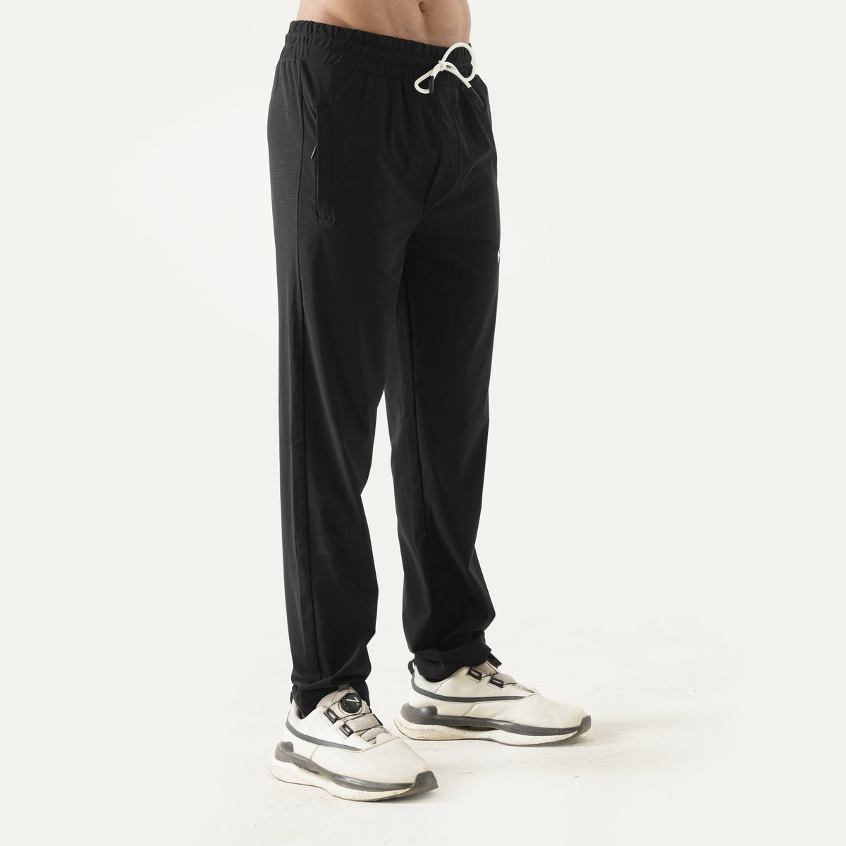 Knockout Textured Trouser – Black