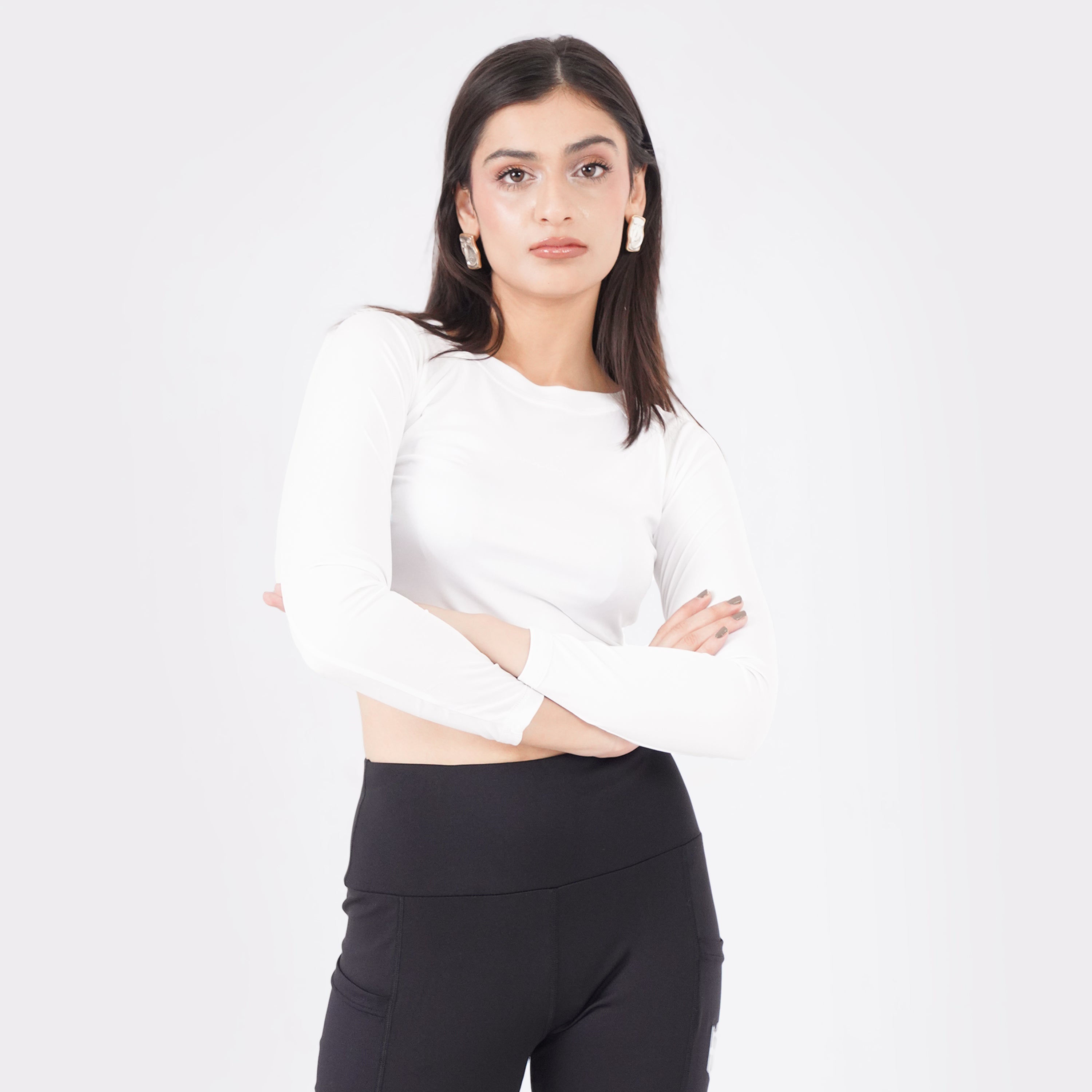 Knockout Cropped Long Sleeve - white