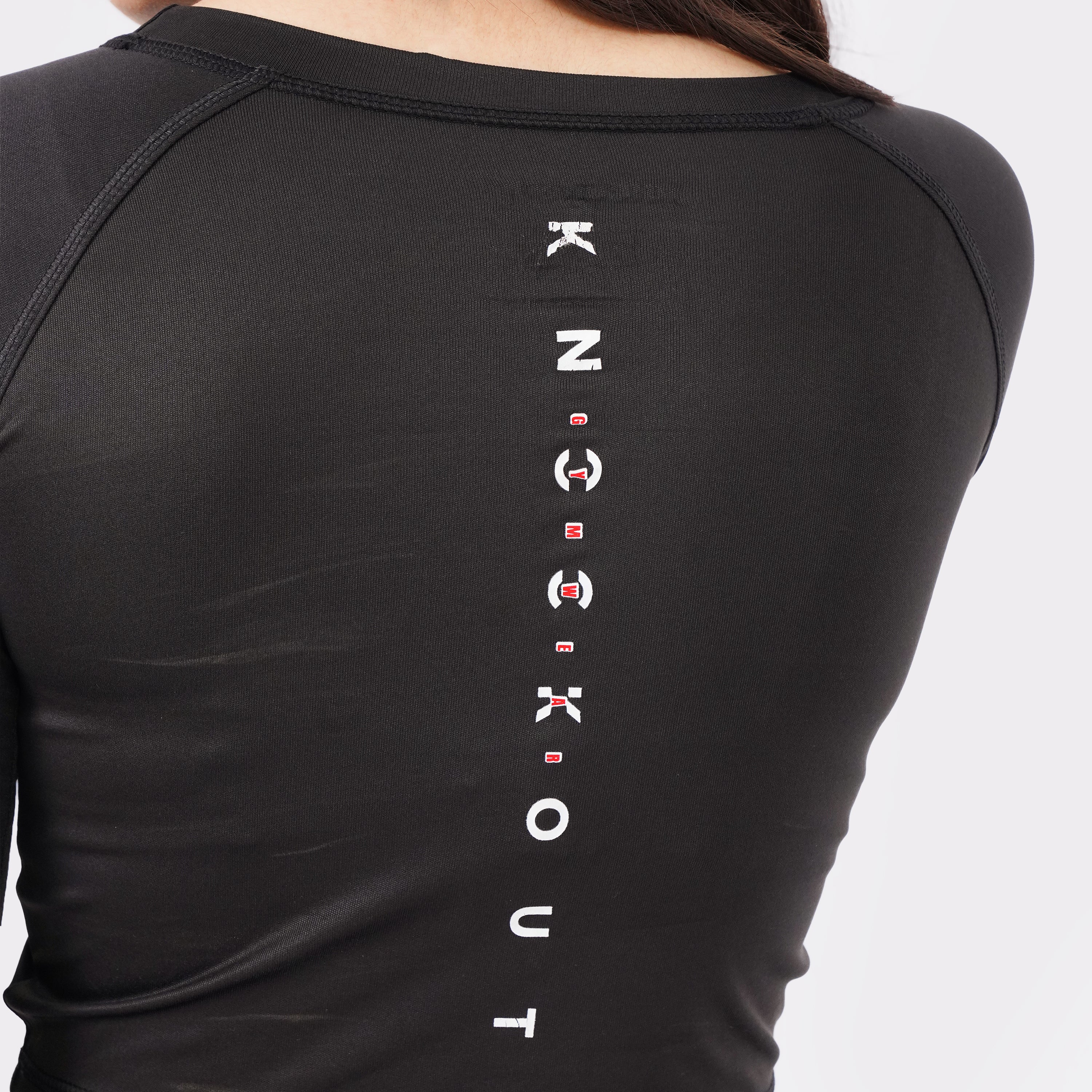 Knockout Cropped Long Sleeve - Black