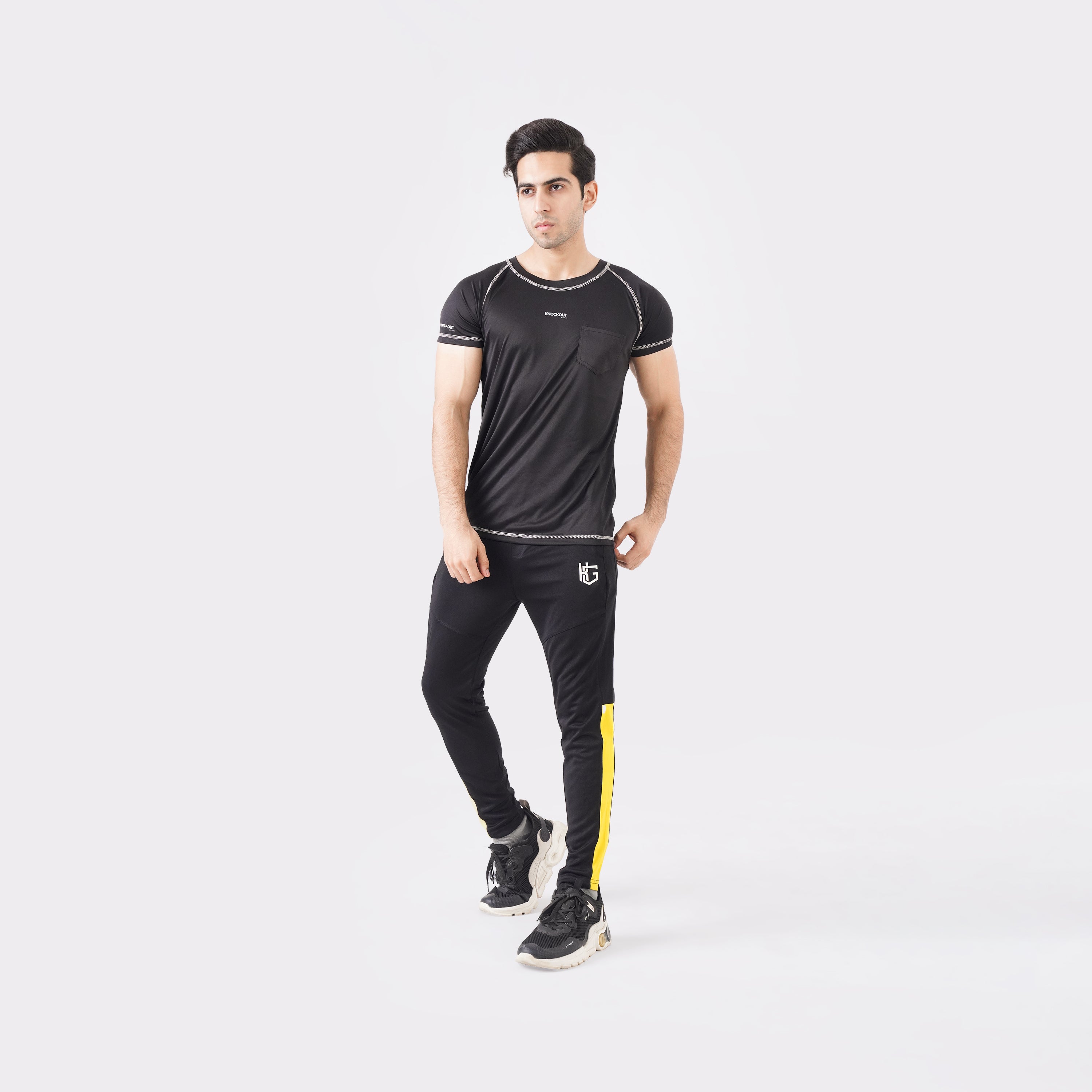 COMPRESSION SHIRT BLACK WITH FIVE THREAD DESIGN