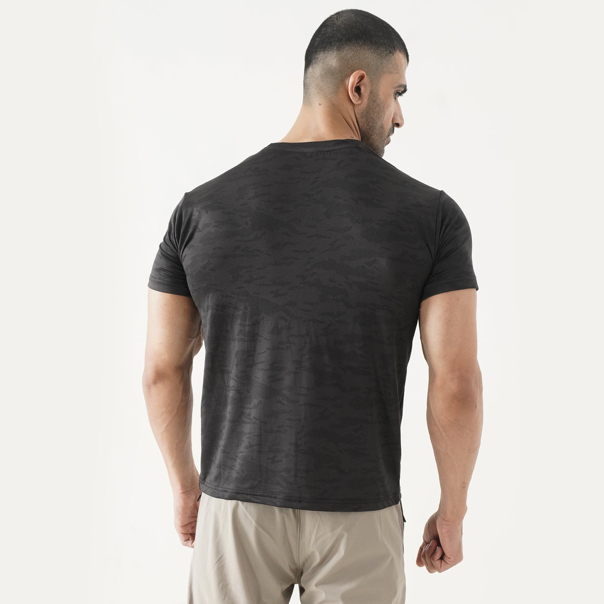 Knockout Camo Textured T-Shirt – Black