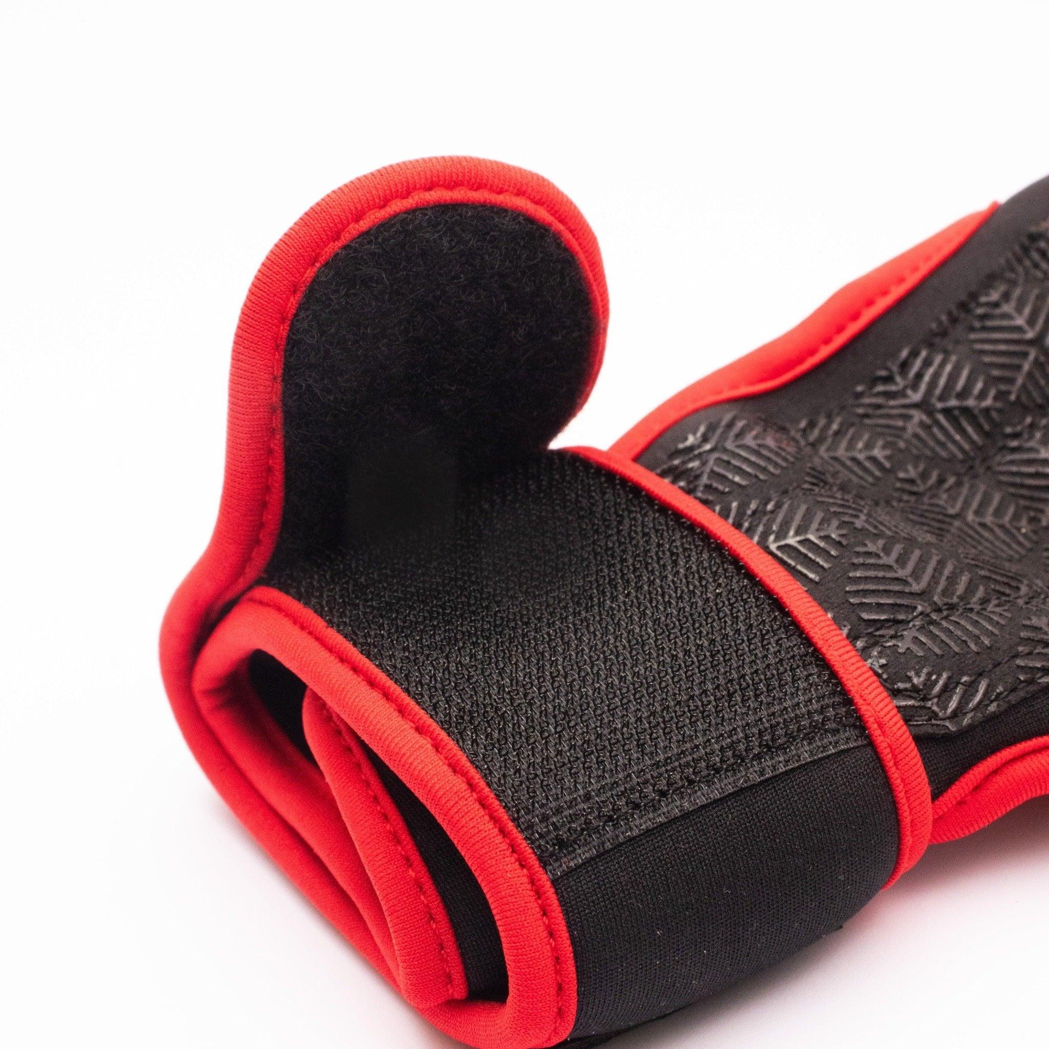 The Knockout GripFlex Gloves are the best option for athletes that require both protection and performance, so unlock your maximum potential with them.